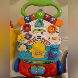 Stroll and Discovery activity walker